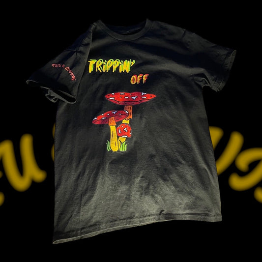 "Trippin Off Shrooms" tee